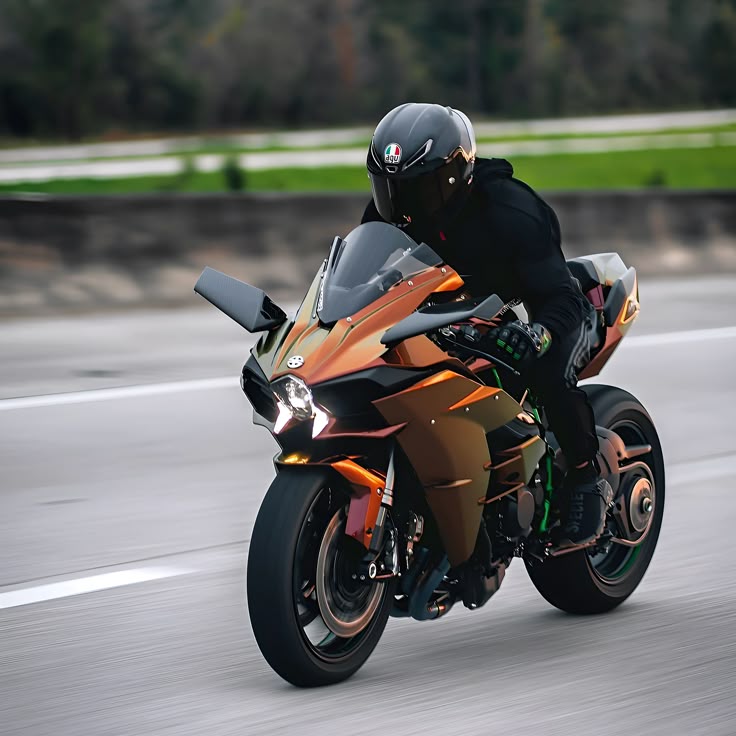 Motorcyclist on a high-speed motorcycle on a track
